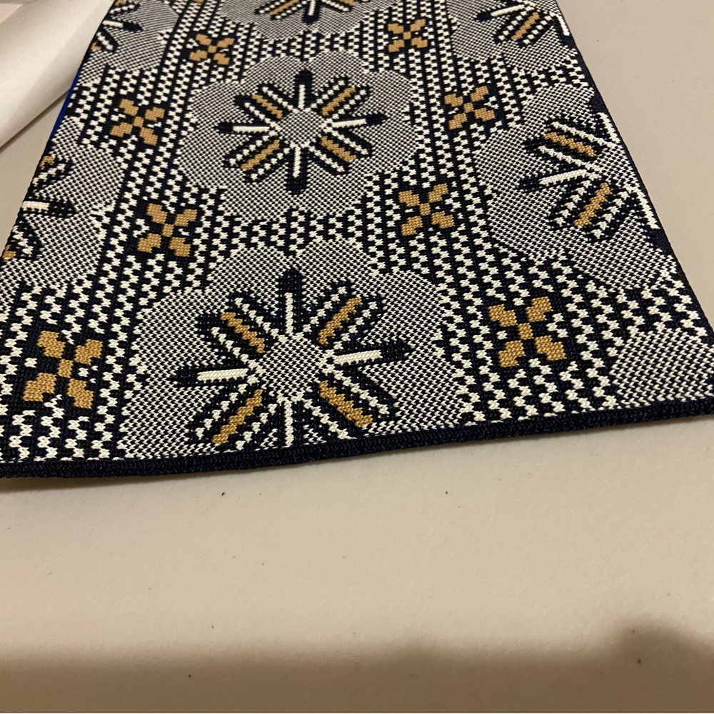 NWT Rothy's essential pouch - Picture 6 of 11
